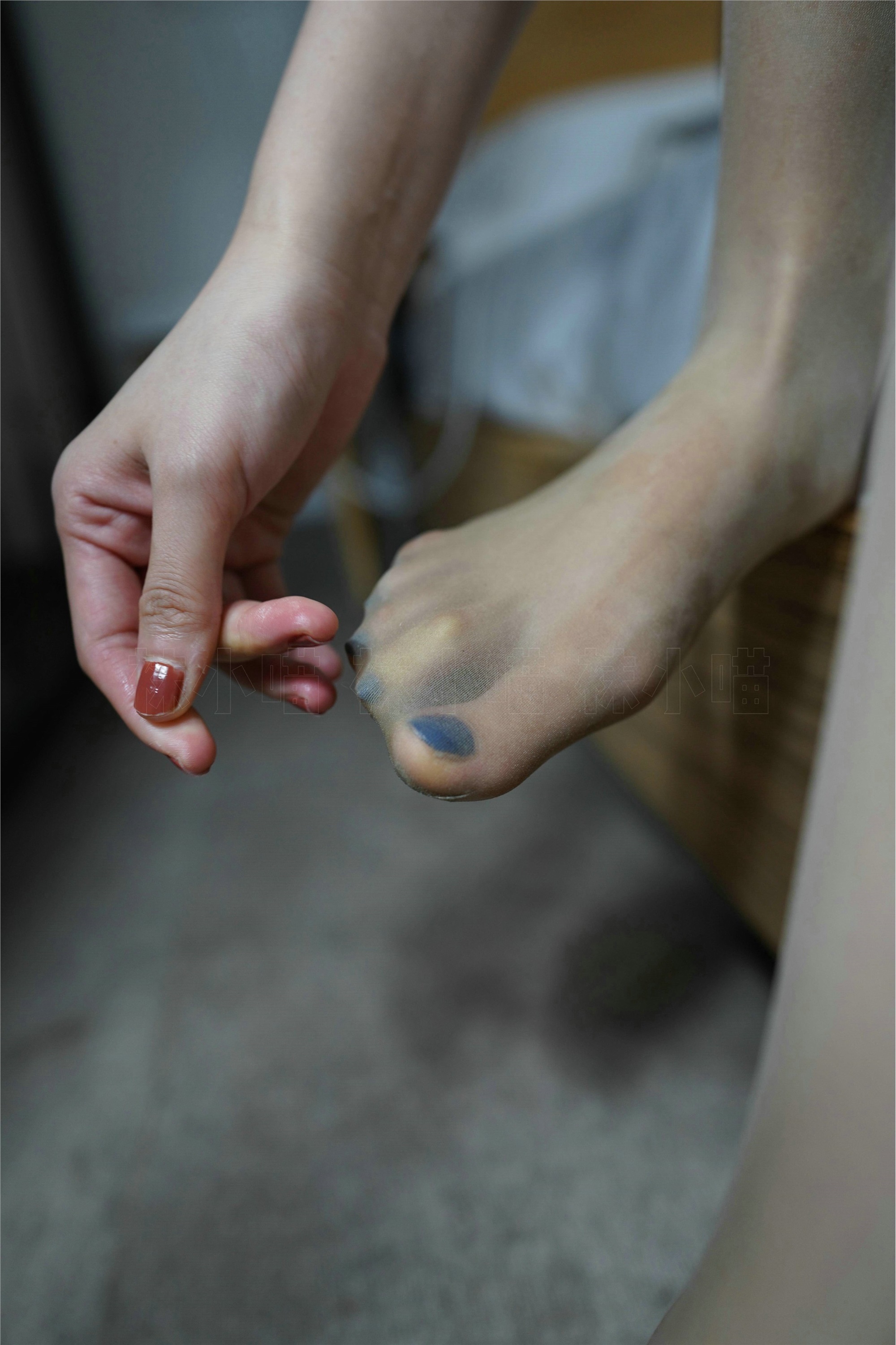 kittyWawa袜小喵  KT249 同事帮我修电视：下